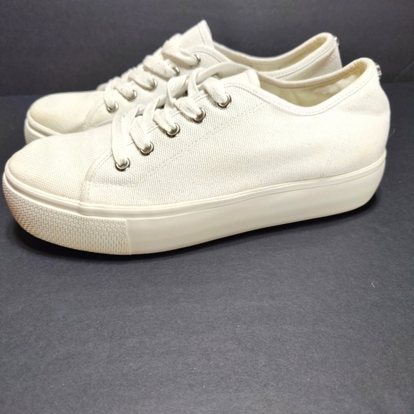 Steve Madden  Elore Off White Light Tan Lace Up Platform Sneaker Women's Shoe 9M - Picture 1 of 11